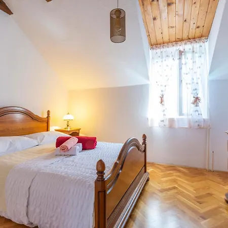 Ferienhaus 4 Bedroom Lovely In *